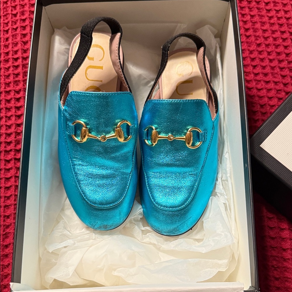 Gucci  Shiny Blue Loafers with Gold Accents